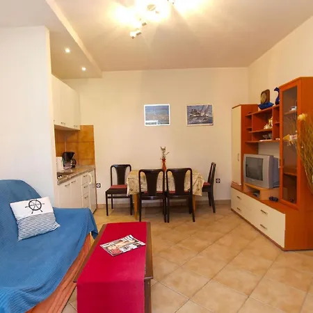 Fuer 4 Personen Ca 50 Qm In Medulin, Istrien Suedkueste Von Istrien Apartment *